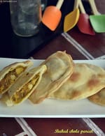Baked Chole Parcels, Chole Stuffed in Bun recipe