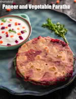 paneer and vegetable paratha recipe | mixed veg paratha with paneer |