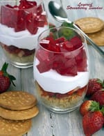 Layered Strawberry Sundae recipe