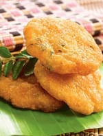 Thattai recipe, Crispy Rice Puris, South Indian Snack