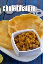 Chole Bhature recipe, How to make Chole Bhature, Punjabi Chole Bhatura