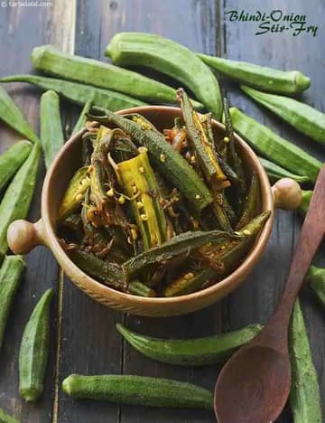 Bhindi Onion Stir-Fry Recipe (Kerala-Style Ularthu)