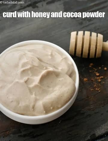 Curd With Honey And Cocoa Powder Recipe