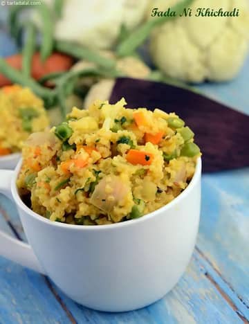 Fada Ni Khichadi ( Microwave) Recipe