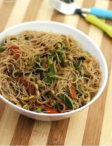 Hakka Rice Noodles Recipe (Healthy Snacks For Kids Recipes)