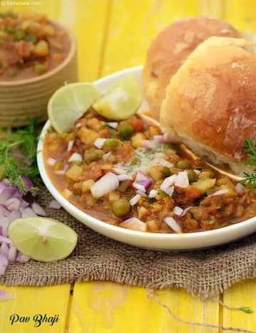 Pav Bhaji In A Pressure Cooker Recipe