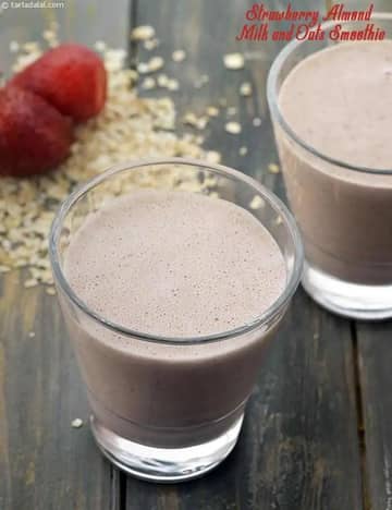 Strawberry Almond Milk And Oats Smoothie Recipe