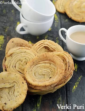 Verki Puri Recipe (Crispy Jar Snack)