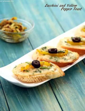 ज़ुकीनी और पीली मिर्च टोस्ट रेसिपी (ज़ुकीनी टोस्ट)