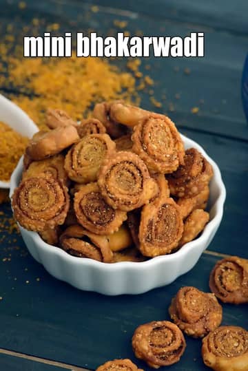 Mini Bhakarwadi Recipe
