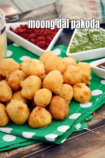 Moong Dal Pakoda Recipe (Moong Dal Bhajiya)