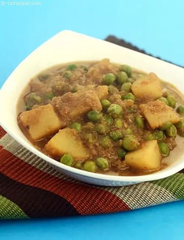 Aloo Mutter Moghlai Recipe (Curries Recipes)