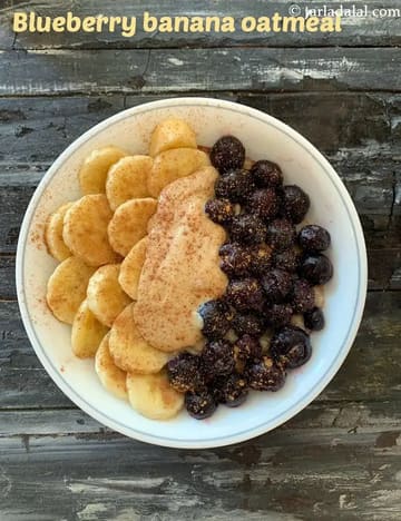 Blueberry Banana Oatmeal Recipe (Healthy Indian Style Oats)