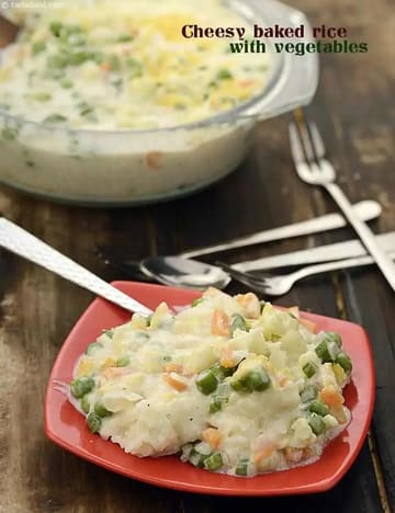 Cheesy Baked Rice with Vegetables