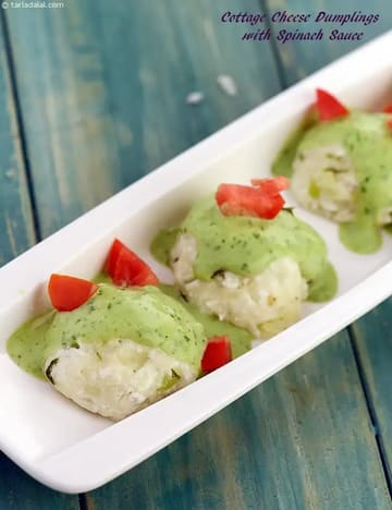 Cottage Cheese Dumplings With Spinach Sauce Recipe