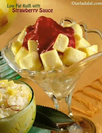 Low Fat Kulfi With Strawberry Sauce Recipe