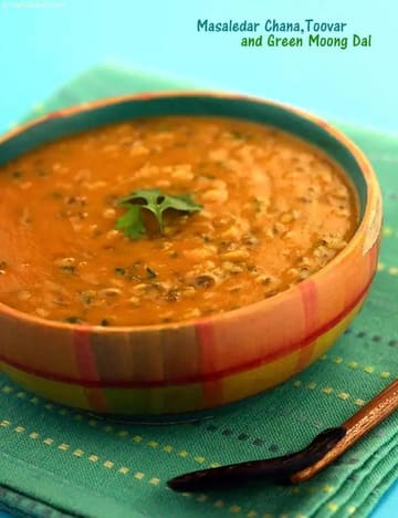 Masaledar Chana Recipe (Toovar And Green Moong Dal)