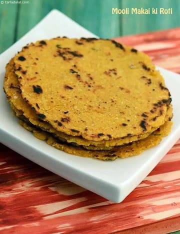 Mooli Makai Ki Roti Recipe