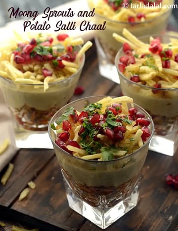 Moong Sprouts And Potato Salli Chaat Recipe