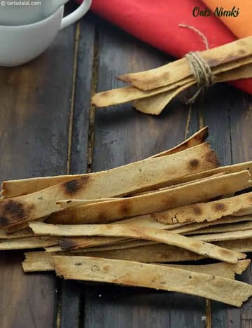Oats Nimki Recipe (Low Salt)