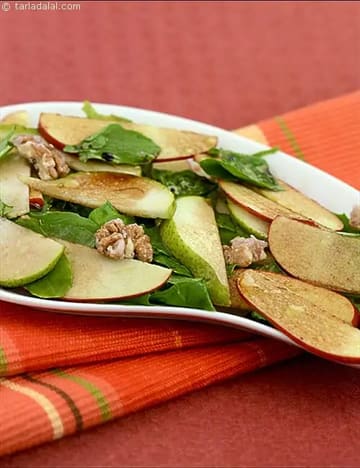 Pear Recipe (Apples And Rocket Leaves Salad)