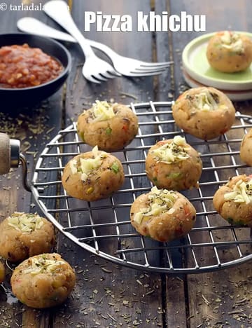 Pizza Khichu Recipe (Indian Khichu Pizza)