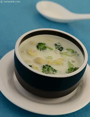 Thai Style Coconut Cream Soup Recipe (Thai Recipes)