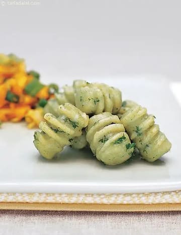 Spinach Gnocchi With Mango And Green Onion Salsa Recipe