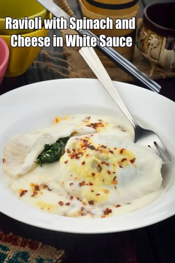 Ravioli With Spinach And Cheese In White Sauce Recipe