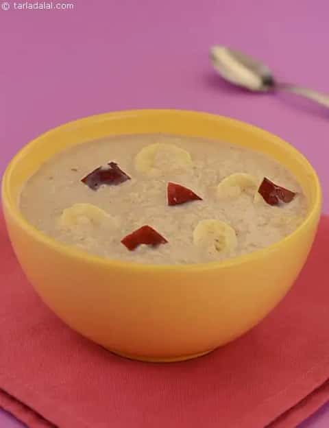 કેળા સફરજન પોર્રીજ રેસીપી