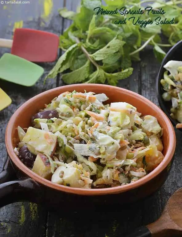 Sprouts Recipe (Fruits And Vegetable Salad)