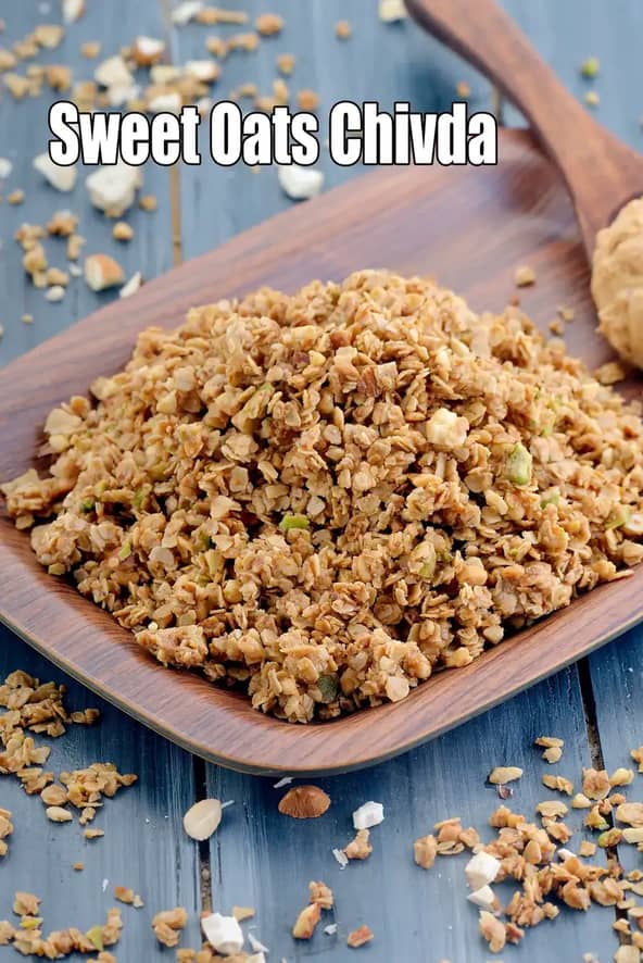 Sweet Oats Chivda Recipe (Jaggery Oats Crunch Mix)