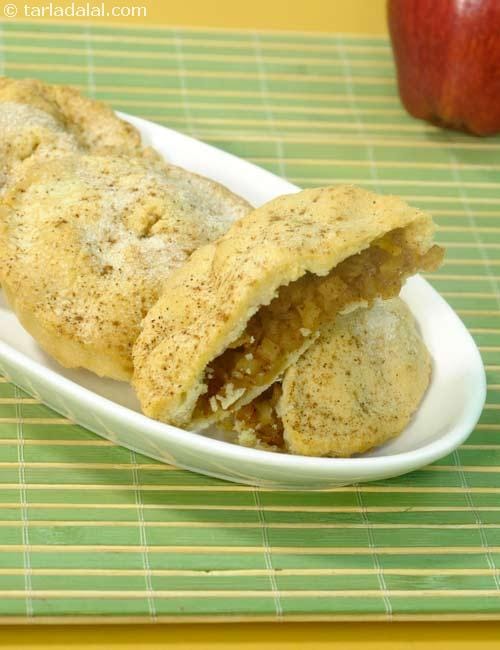 Apple Pie ( Pleasures Of Vegetarian Cooking ) | Tarla Dalal