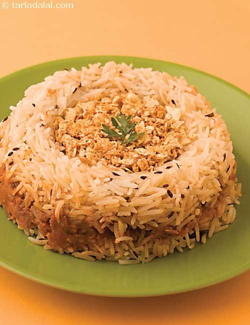 Bhaji Pulao, Layered Pav Bhaji Pulao | Tarla Dalal
