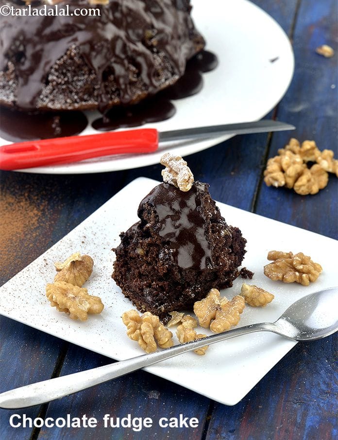 Eggless Chocolate Fudge Cake | Tarla Dalal