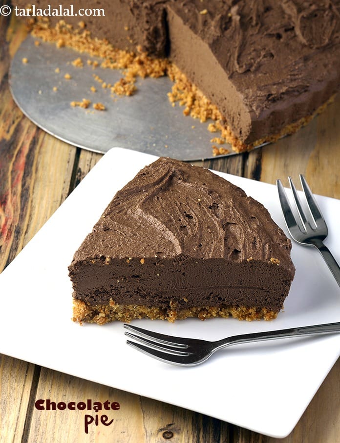Quick Chocolate Pie Recipe | Tarla Dalal
