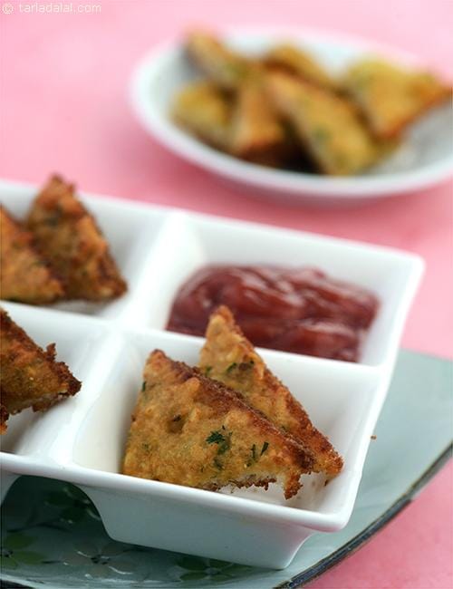 Yellow Moong Toast recipe, with mashed Potatoes | Tarla Dalal