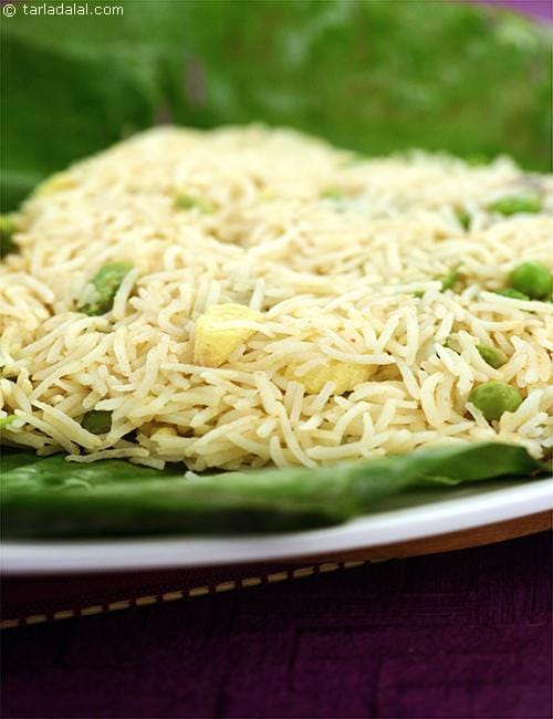 Babycorn and Mushroom Curry Rice recipe, Thai Recipes | Tarla Dalal