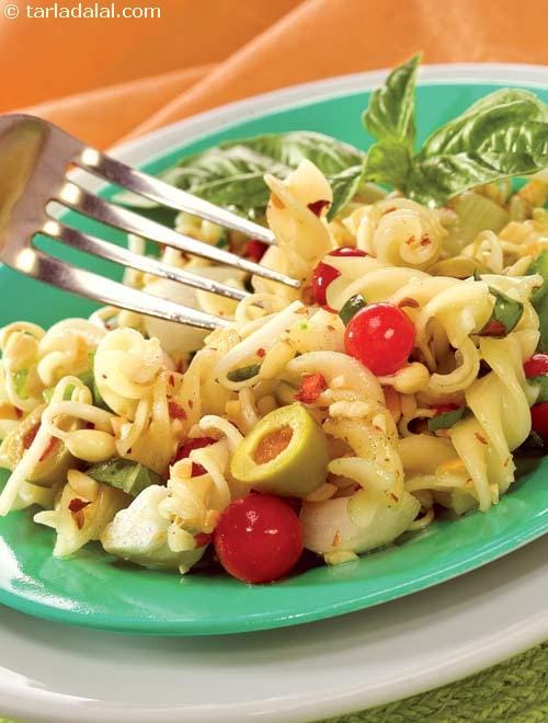 Italiano Salad ( Healthy Diabetic Recipe ) | Tarla Dalal