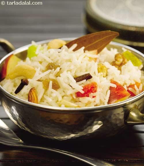 Kashmiri Fruit Stir-Fry Rice | Tarla Dalal