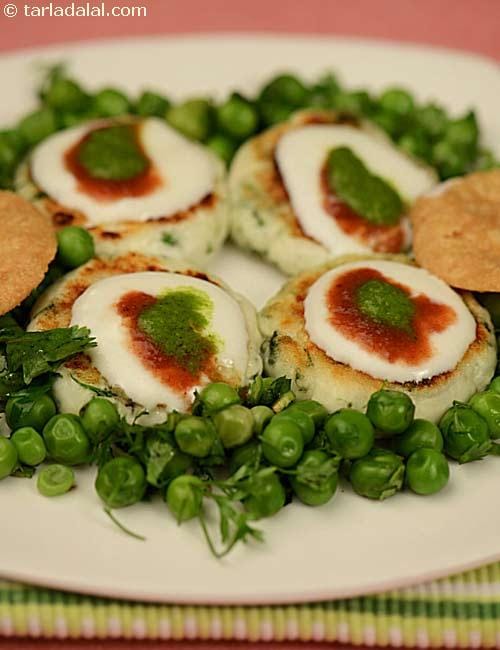 Potato Paneer and Peas Chaat recipe, Party Recipes, Entertaining Recipes | Tarla Dalal