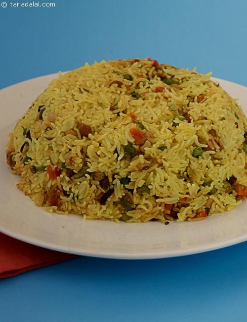 Mixed Sprouts Rice | Tarla Dalal