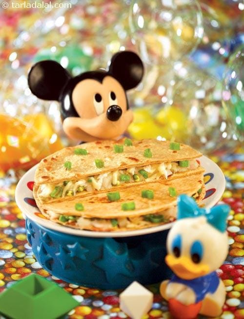 Toasted Stuffed Chapatis | Tarla Dalal