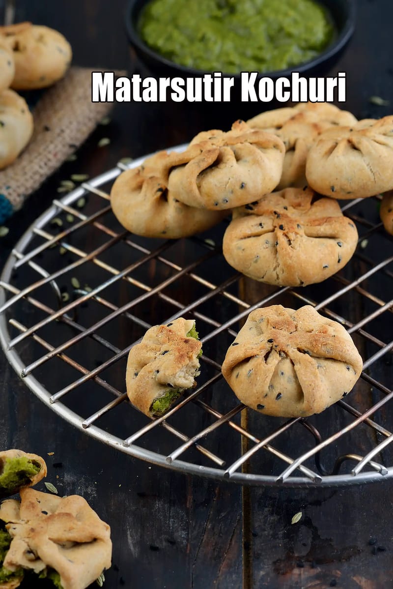 Matarsutir Kochuri, Healthy Bengali Snack | Tarla Dalal