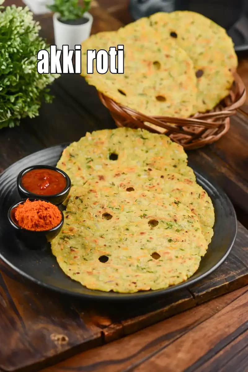 Akki Roti Recipe (Masala Akki Roti)