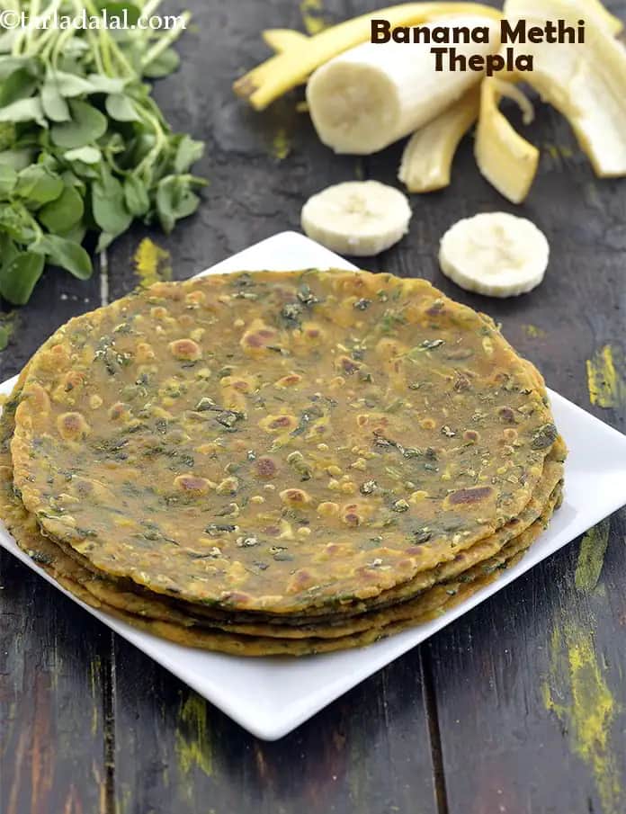 Banana Methi Thepla Recipe (Kela Methi Thepla)