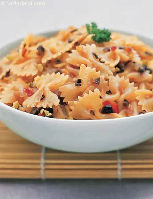 Herbed Farfalle In Olive Salsa Recipe
