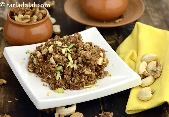 Akhrot Kaju Sheera