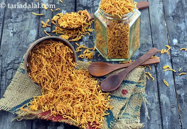 Aloo Bhujia, Potato Sev, Jar Snack
