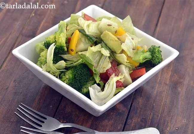 Avocado, Broccoli and Bellpepper Lunch Salad